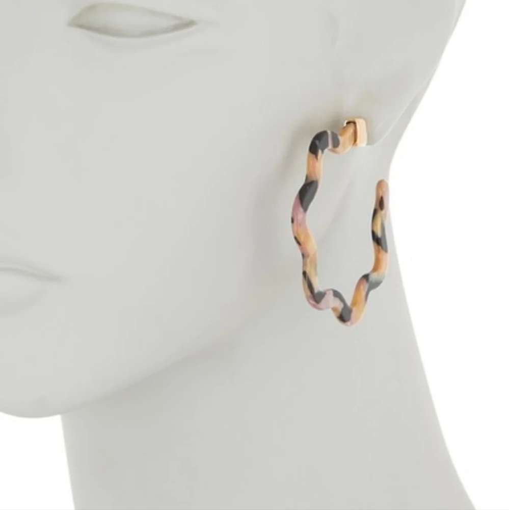 BAUBLEBAR Wavy Blonde Resin Hoop Earring